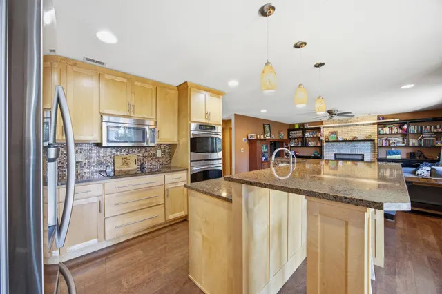 $474,900 | 26 Oak Circle South, Moorhead, MN 56560