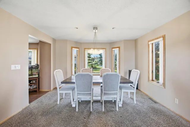 $474,900 | 26 Oak Circle South, Moorhead, MN 56560