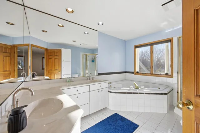 $474,900 | 26 Oak Circle South, Moorhead, MN 56560