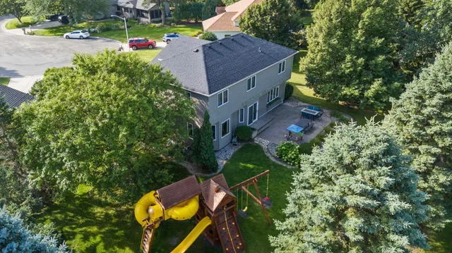 $474,900 | 26 Oak Circle South, Moorhead, MN 56560