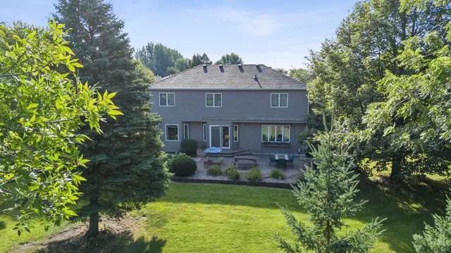 $474,900 | 26 Oak Circle South, Moorhead, MN 56560