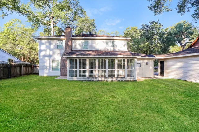 $2,070 | 647 Mosswood Drive, Conroe, TX 77302