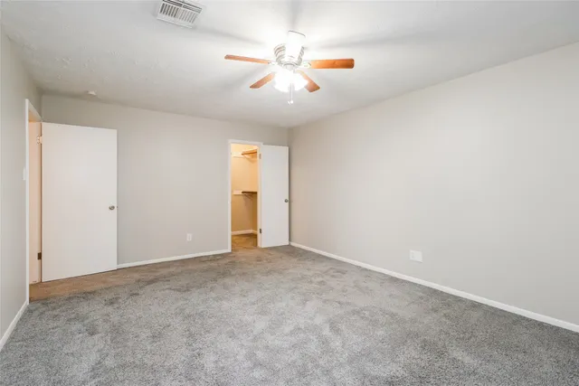 $2,070 | 647 Mosswood Drive, Conroe, TX 77302