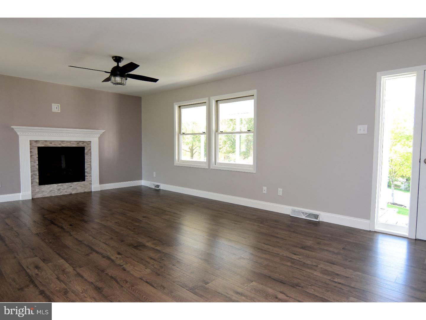 379 Rake Road Mohrsville, PA 19541 - Photo 3 of 25 Gallery Image 3