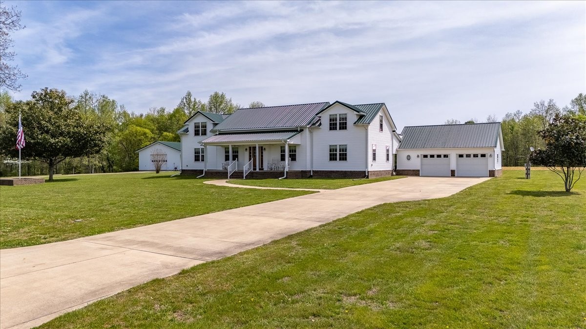 40 R B Brown Leoma, TN 38468 - Photo 2 of 89