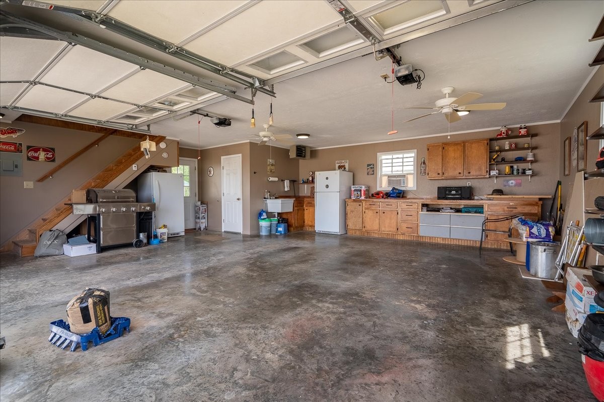 40 R B Brown Leoma, TN 38468 - Photo 61 of 89