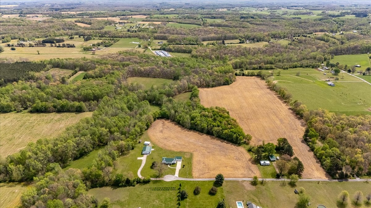 40 R B Brown Leoma, TN 38468 - Photo 67 of 89