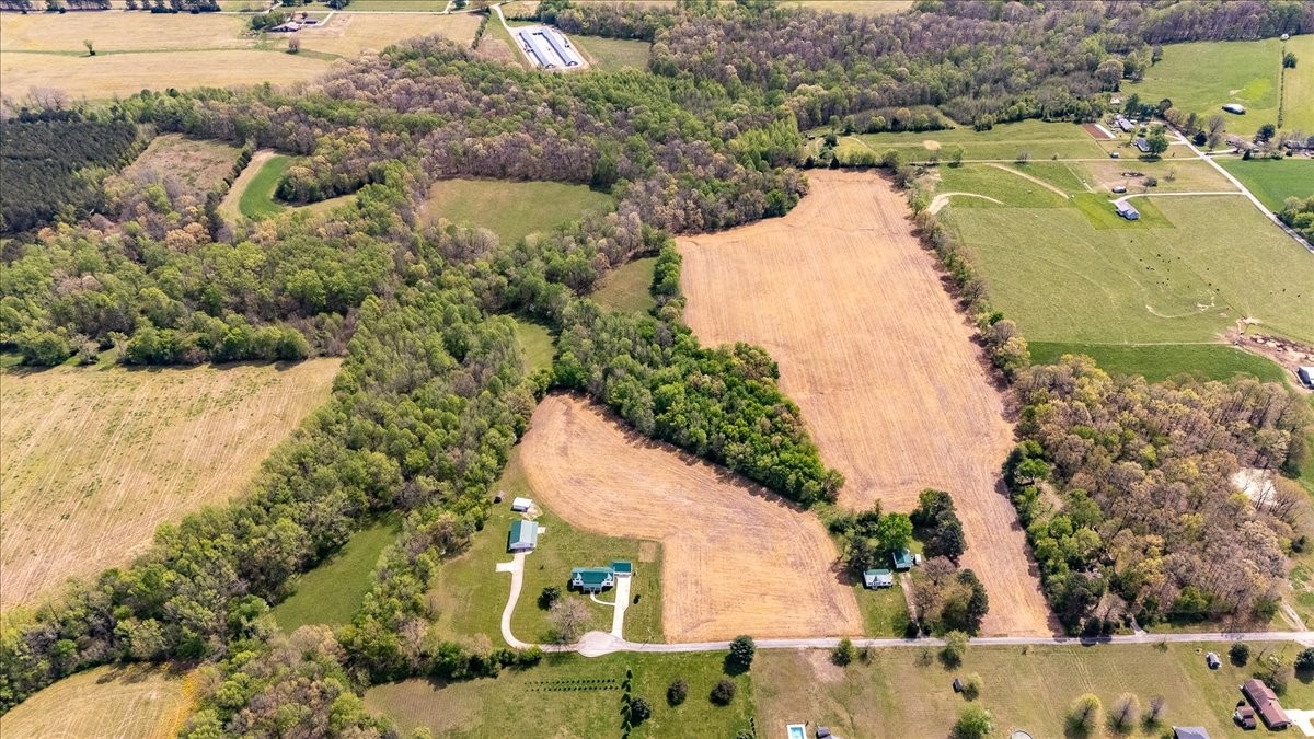 40 R B Brown Leoma, TN 38468 - Photo 68 of 89