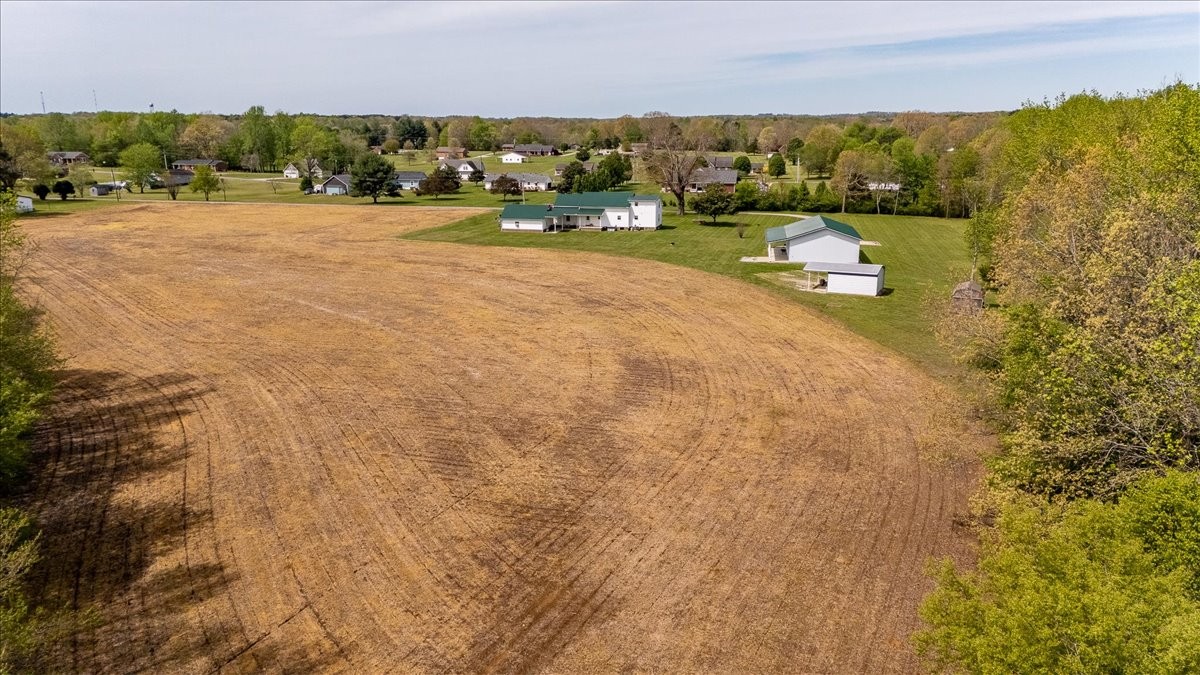 40 R B Brown Leoma, TN 38468 - Photo 80 of 89