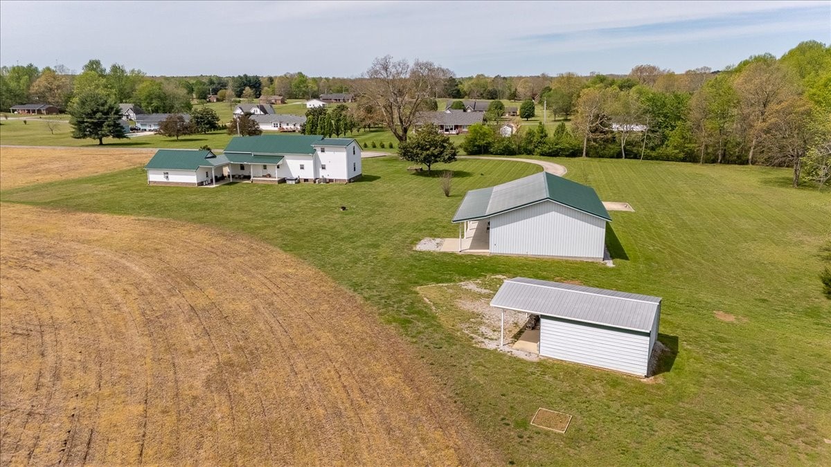 40 R B Brown Leoma, TN 38468 - Photo 81 of 89