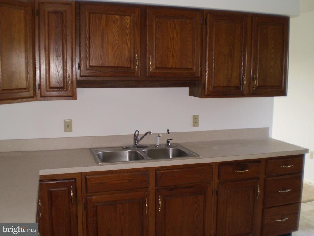 315 Walnut Run Road Willow Street, PA 17584 - Photo 4 of 17 Gallery Image 4
