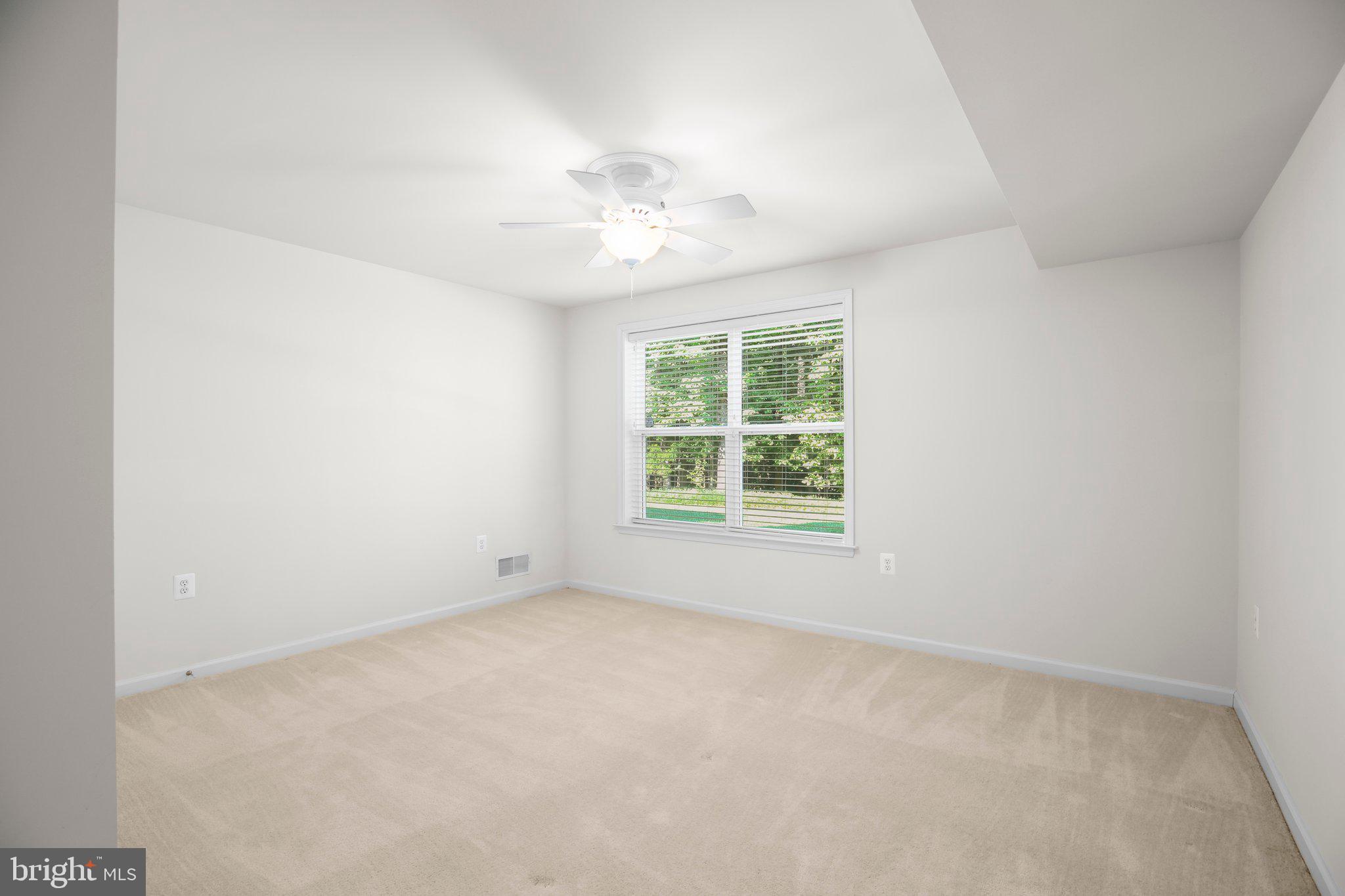 14 Sugargrove Court Fredericksburg, VA 22406 - Photo 33 of 63 an empty room with a window