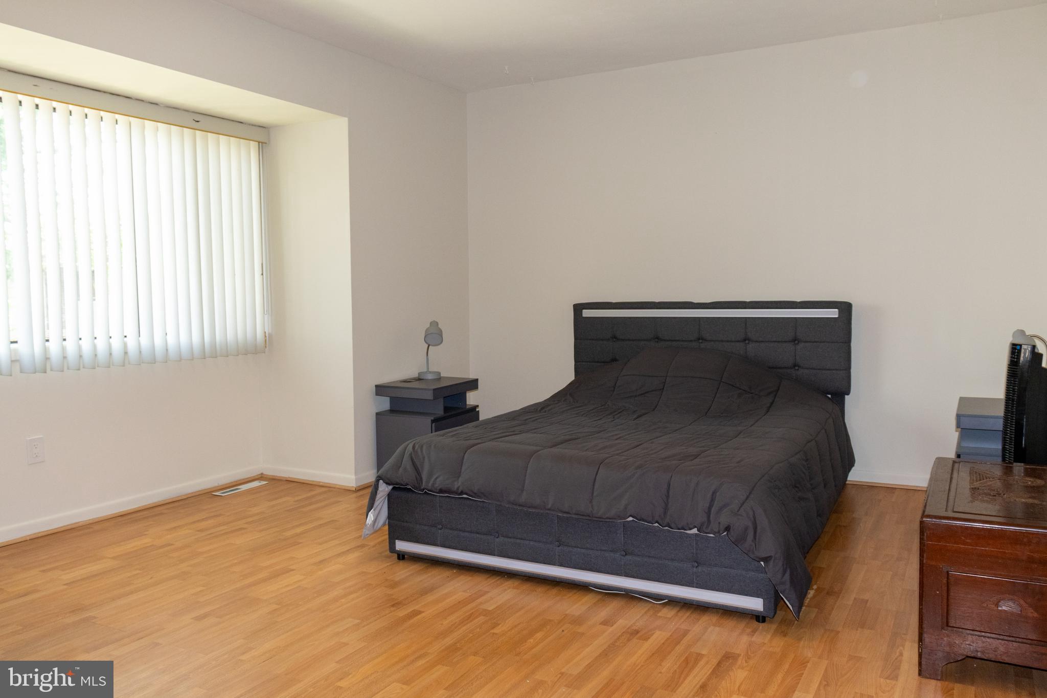 519 Fairfield Road East Windsor, NJ 08520 - Photo 15 of 30 Primary Bedroom