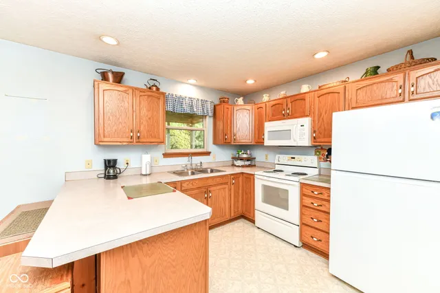 $240,000 | 9123 Tansel Park Court, Indianapolis, IN 46234