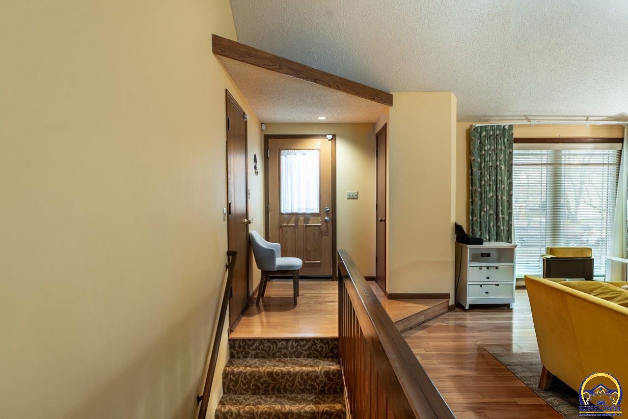 3347 Southwest Timberlake Lane Topeka, KS 66614 - Photo 22 of 39
