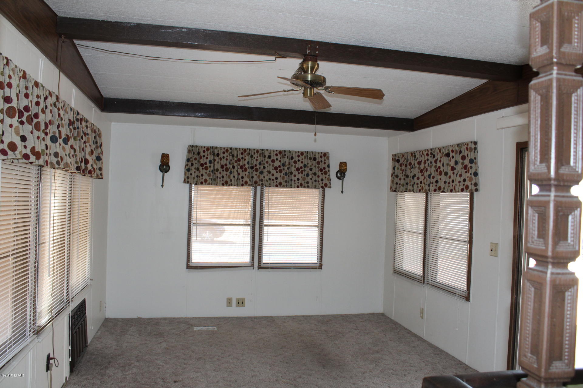 1966 Bayshore Road Lake Havasu City, AZ 86404 - Photo 4 of 22 Living Room