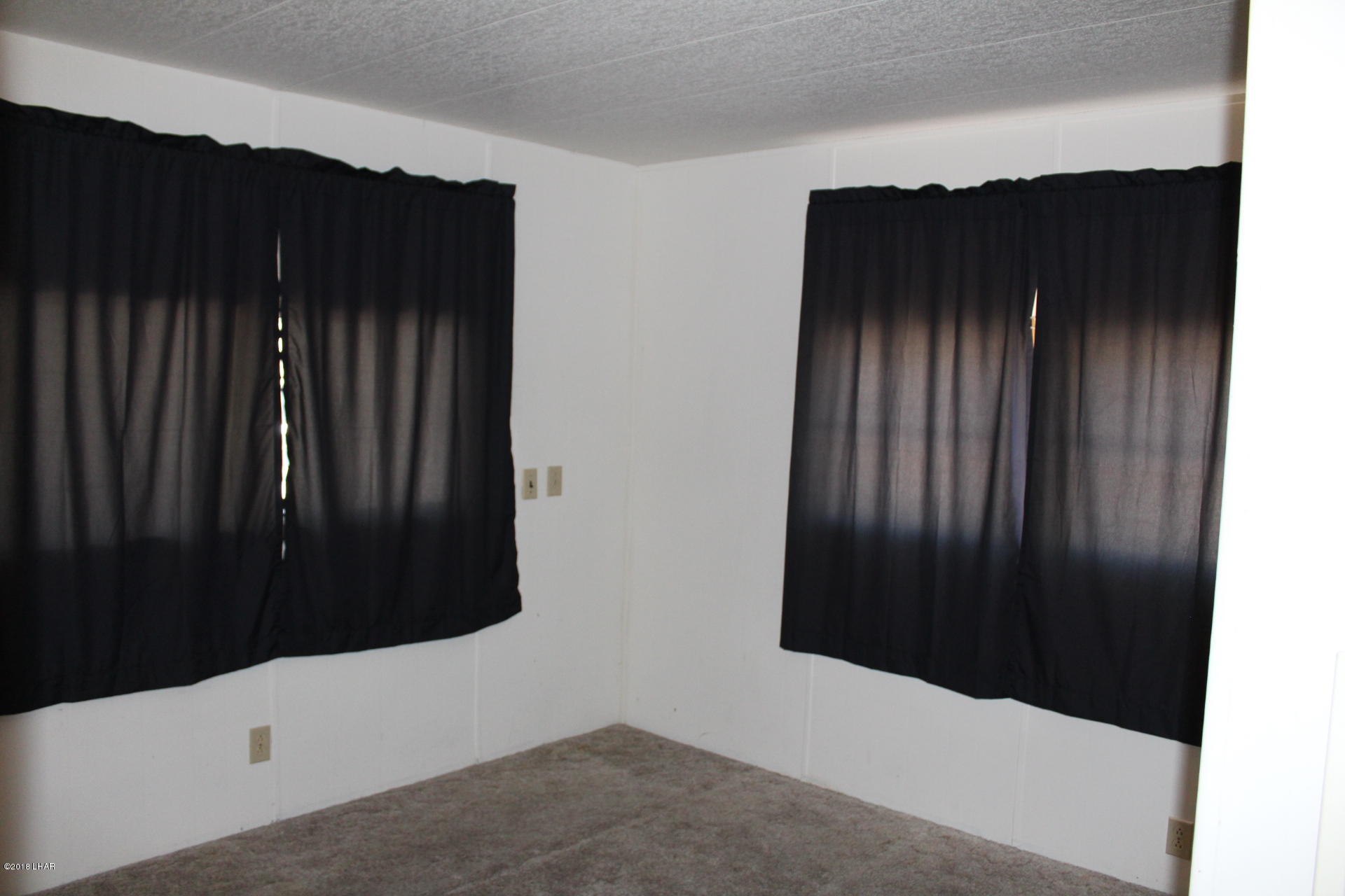 1966 Bayshore Road Lake Havasu City, AZ 86404 - Photo 7 of 22 Master bedroom