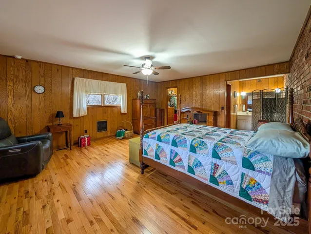 $425,000 | 39 Hawthorne Lane, Burnsville, NC 28714