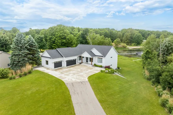 $2,350,000 | 504 South East Silver Lake Road, Traverse City, MI 49685