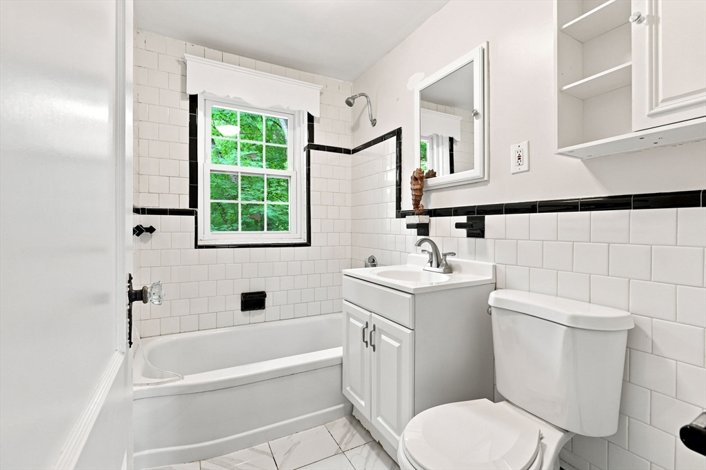 112 Maple Street, Unit 4 Malden, MA 02148 - Photo 22 of 28