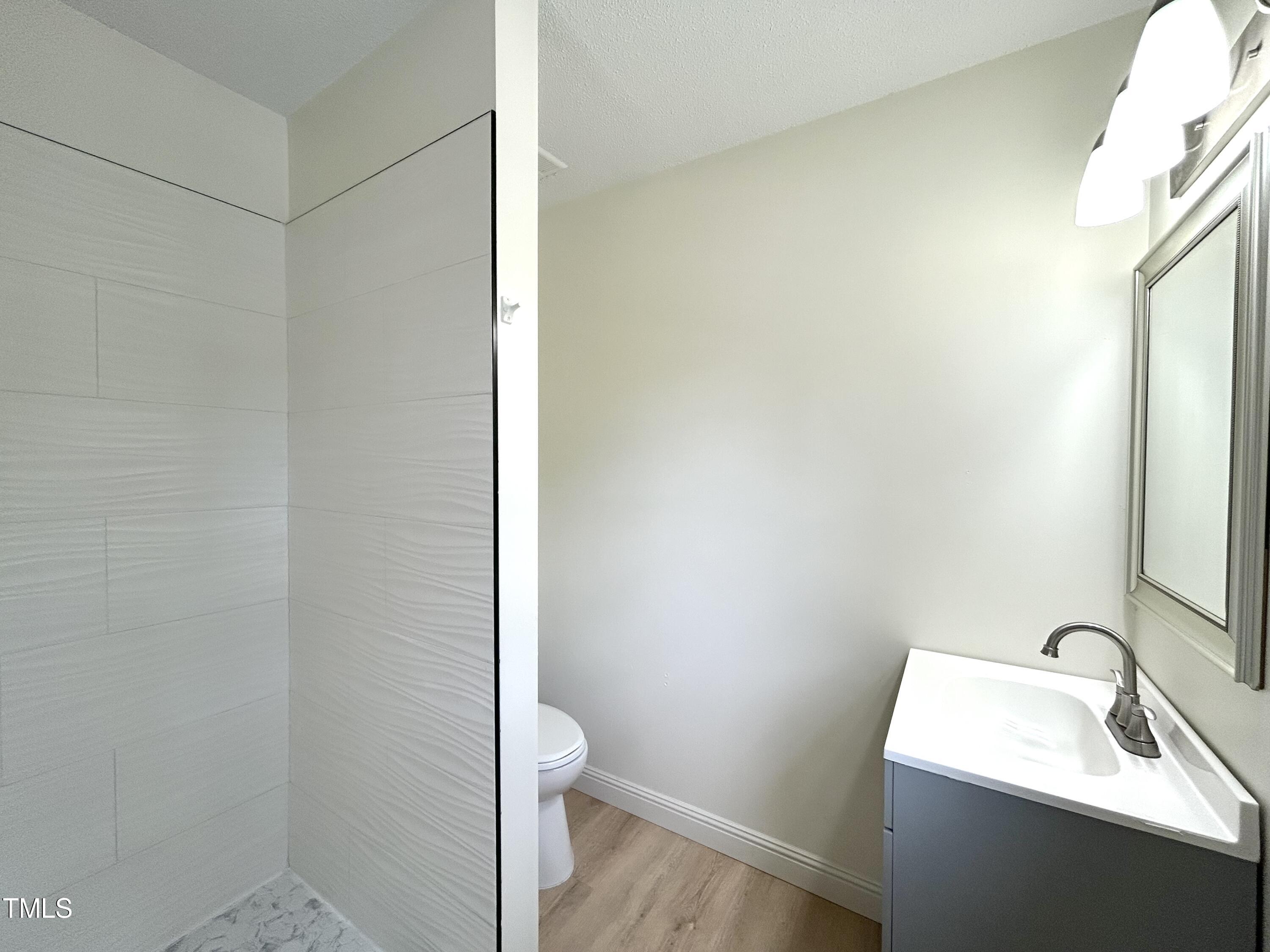 5804 Nottoway Court, Unit G Raleigh, NC 27609 - Photo 27 of 37 mbath5