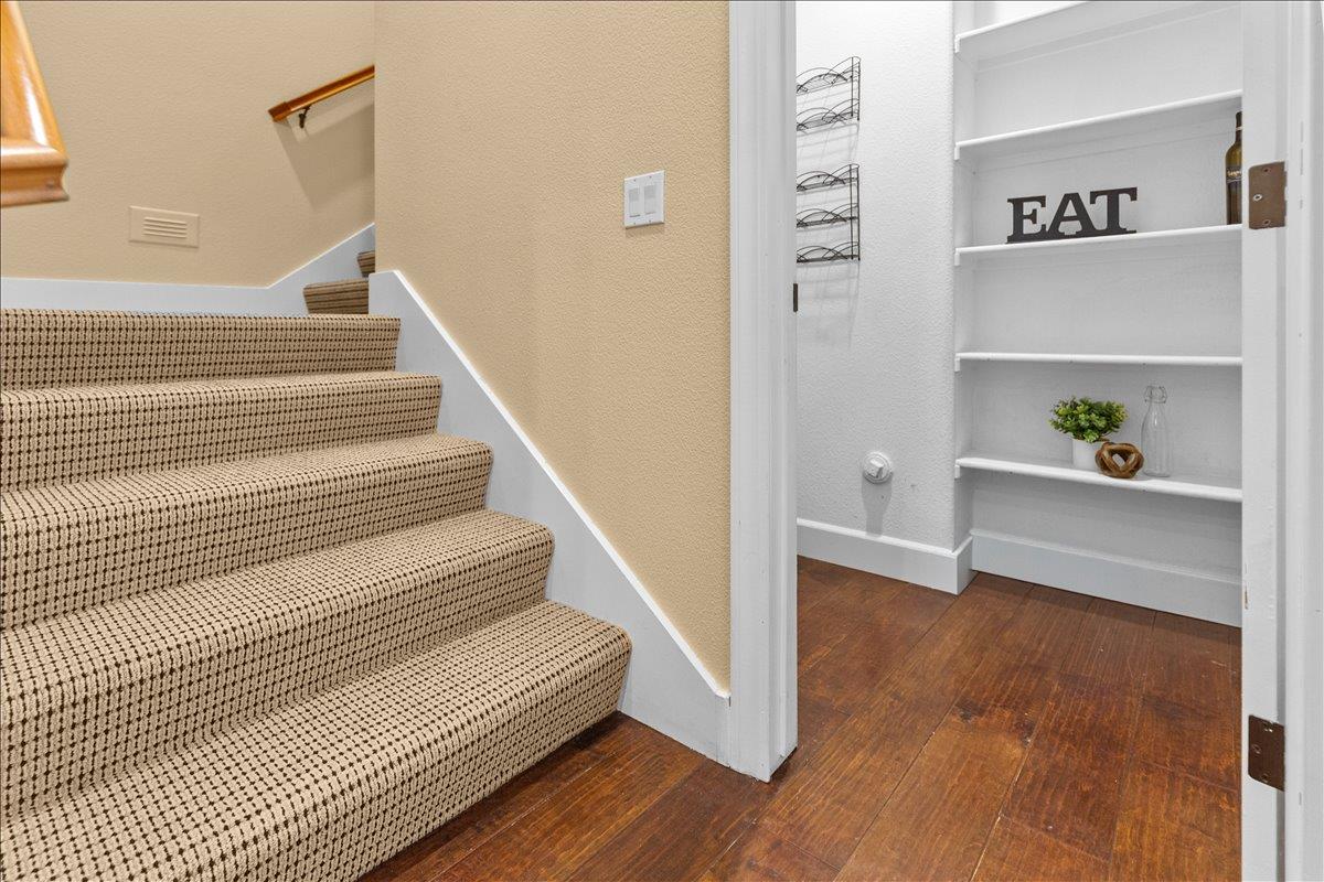 3168 Hutton Place Tracy, CA 95377 - Photo 63 of 94 a view of an entryway