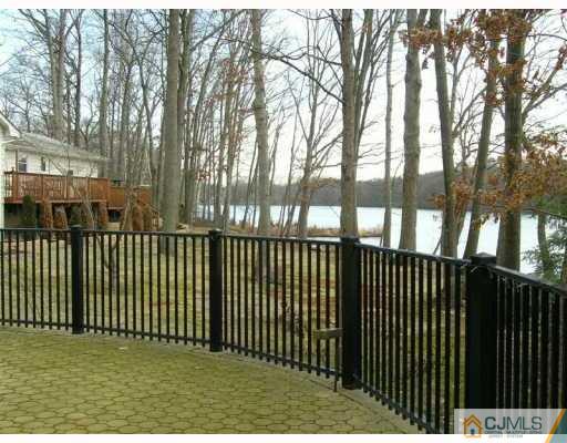 230 Hamlin Road North Brunswick, NJ 08902 - Photo 8 of 8