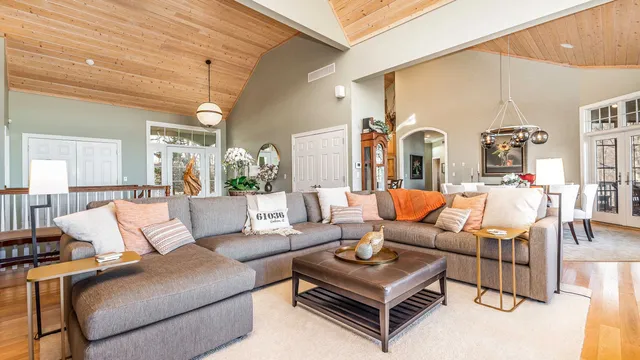 $1,299,000 | 39 Stony Point, Galena, IL 61036