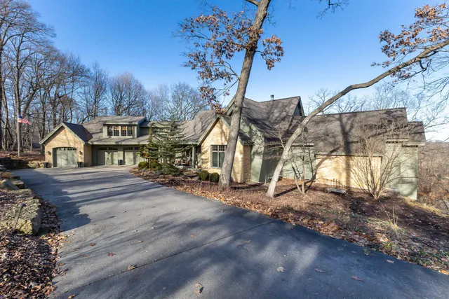 $1,299,000 | 39 Stony Point, Galena, IL 61036