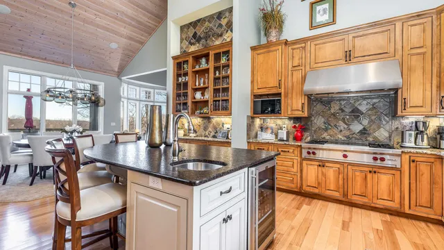 $1,299,000 | 39 Stony Point, Galena, IL 61036