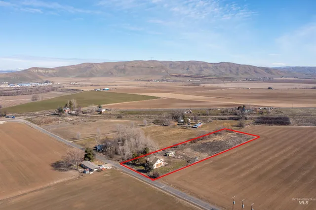 $290,000 | 548 Day Road, Weiser, ID 83672