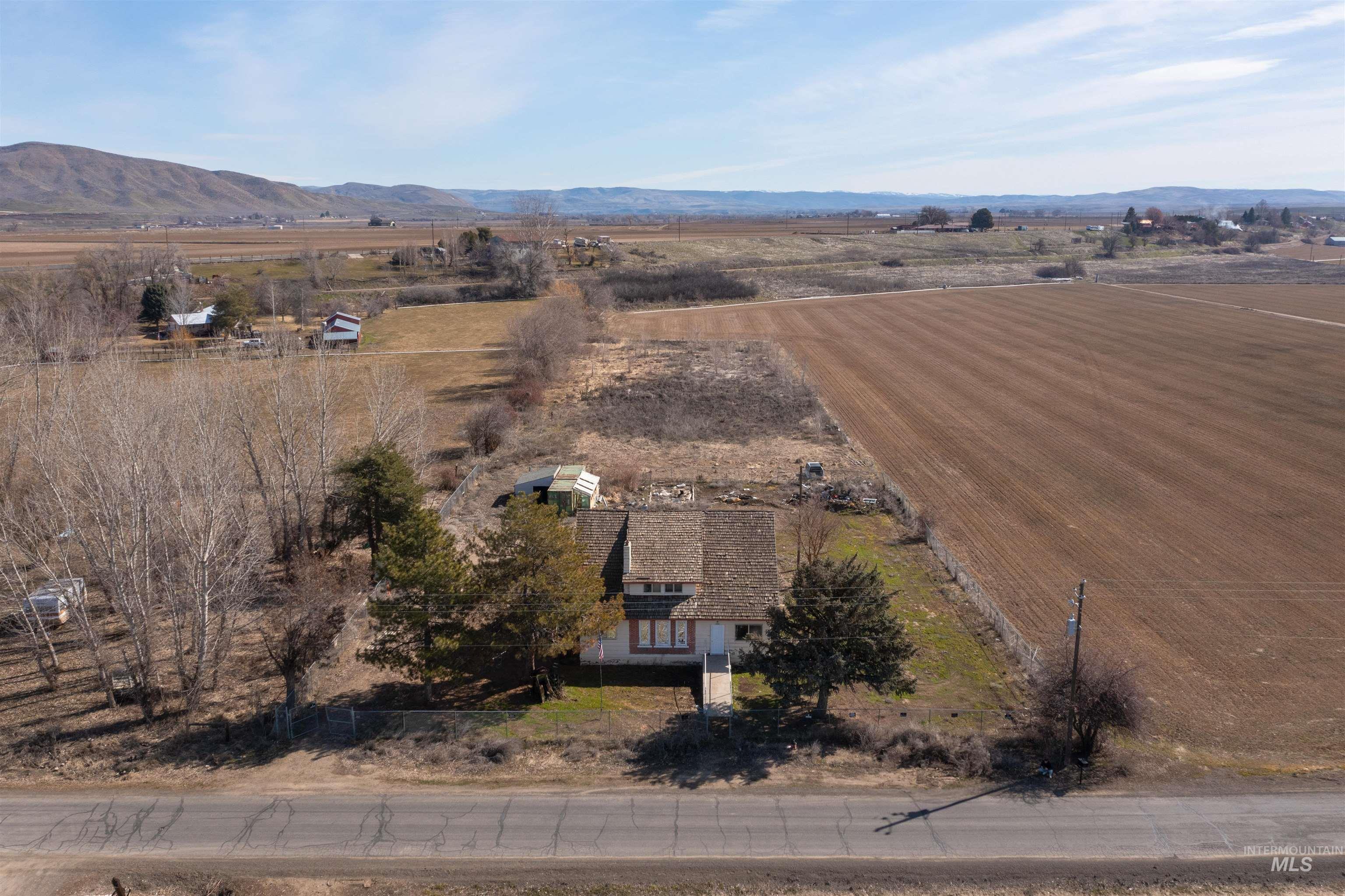 548 Day Road Weiser, ID 83672 - Photo 2 of 22