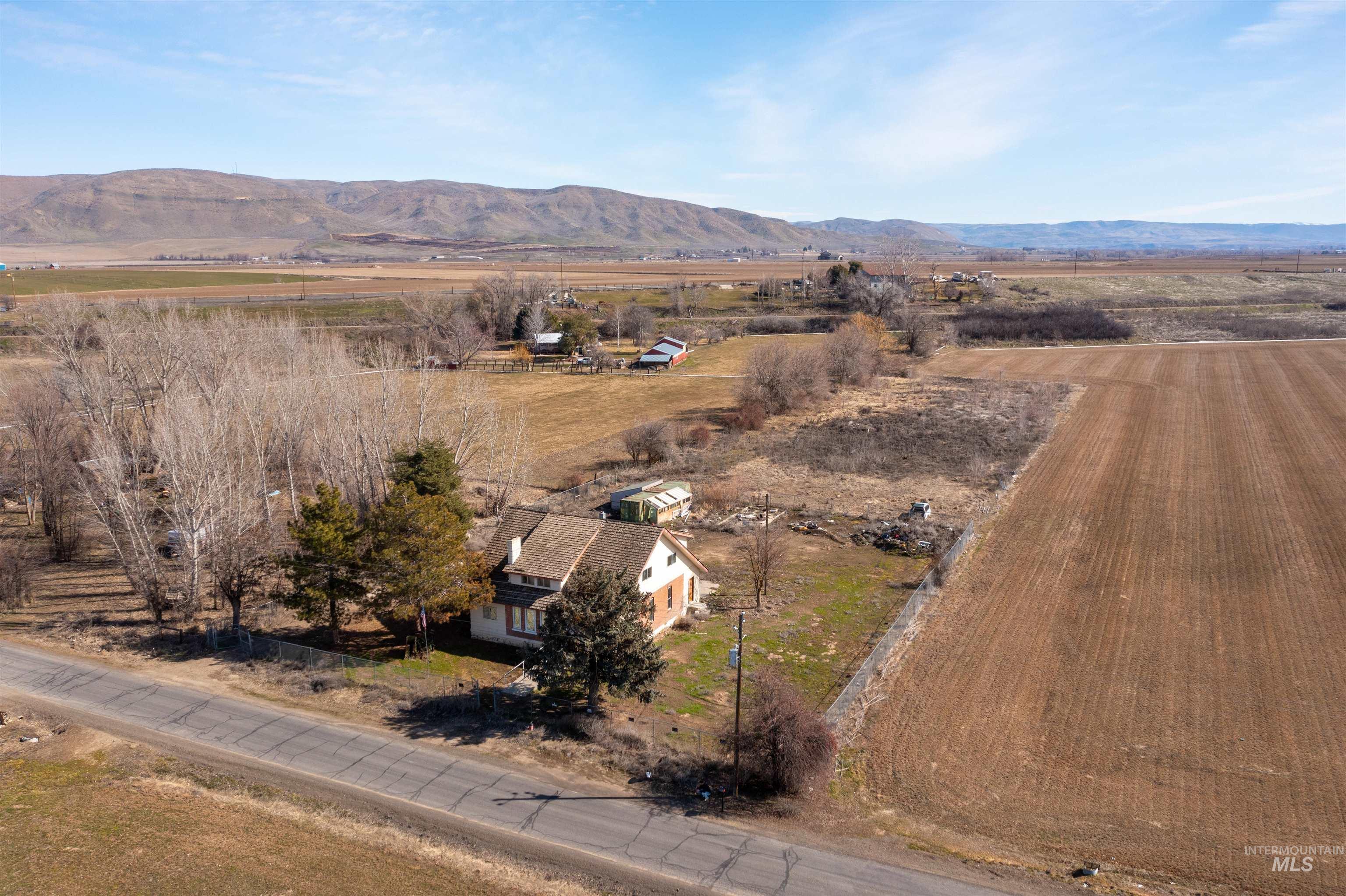 548 Day Road Weiser, ID 83672 - Photo 3 of 22