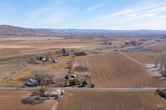 $290,000 | 548 Day Road, Weiser, ID 83672