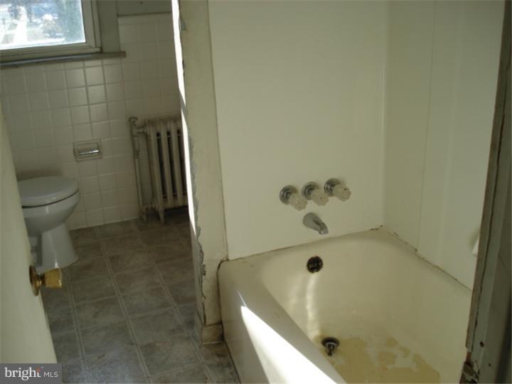 420 Ridgeway Street Gloucester City, NJ 08030 - Photo 16 of 25