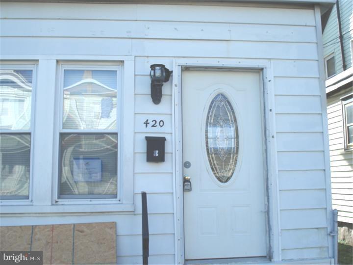 420 Ridgeway Street Gloucester City, NJ 08030 - Photo 3 of 25