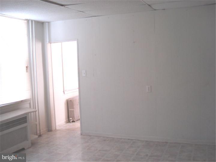 420 Ridgeway Street Gloucester City, NJ 08030 - Photo 7 of 25