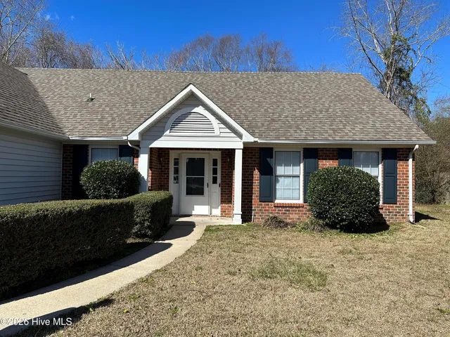 $1,750 | 4906 Woodbrook Drive, New Bern, NC 28562