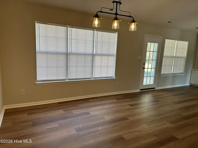 $1,750 | 4906 Woodbrook Drive, New Bern, NC 28562