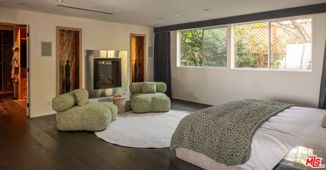 $5,800,000 | 1545 Sunset Plaza Drive, Los Angeles, CA 90069