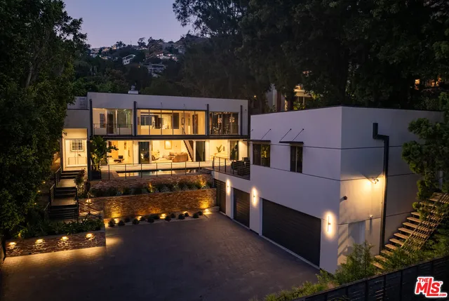 $5,800,000 | 1545 Sunset Plaza Drive, Los Angeles, CA 90069