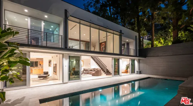 $5,800,000 | 1545 Sunset Plaza Drive, Los Angeles, CA 90069