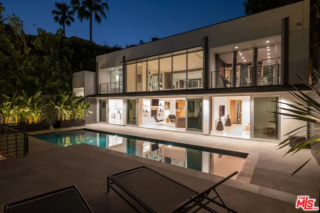 $5,800,000 | 1545 Sunset Plaza Drive, Los Angeles, CA 90069