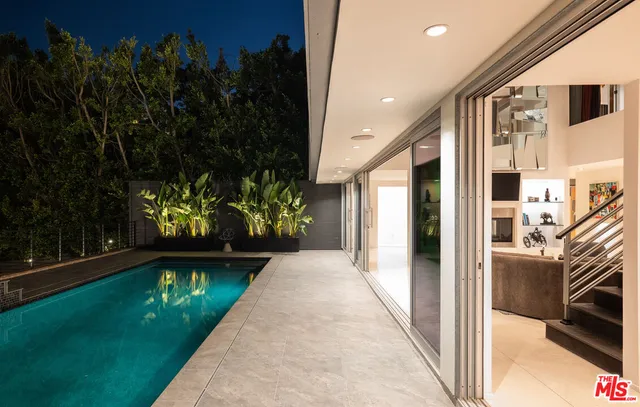 $5,800,000 | 1545 Sunset Plaza Drive, Los Angeles, CA 90069