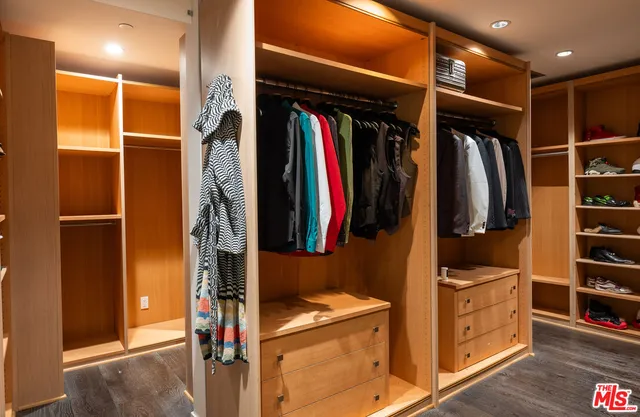 $5,800,000 | 1545 Sunset Plaza Drive, Los Angeles, CA 90069