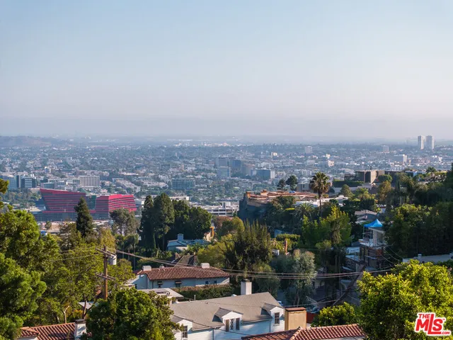 $5,800,000 | 1545 Sunset Plaza Drive, Los Angeles, CA 90069