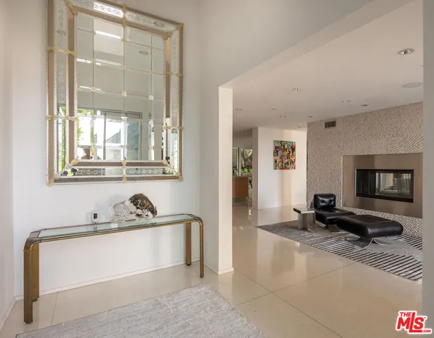 $5,800,000 | 1545 Sunset Plaza Drive, Los Angeles, CA 90069