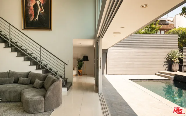 $5,800,000 | 1545 Sunset Plaza Drive, Los Angeles, CA 90069