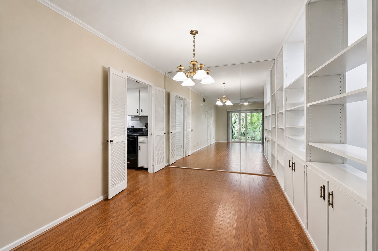 2238 South Piney Point Road, Unit 109 Houston, TX 77063 - Photo 6 of 21