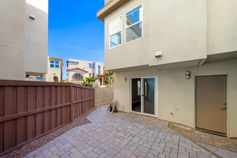 $1,575,000 | 8352 Ridge Court, San Diego, CA 92108